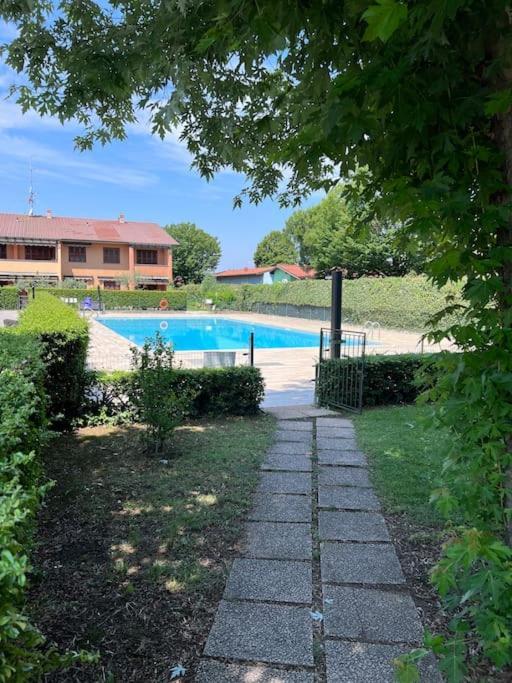 Appartamento Casa Lora Sirmione Esterno foto